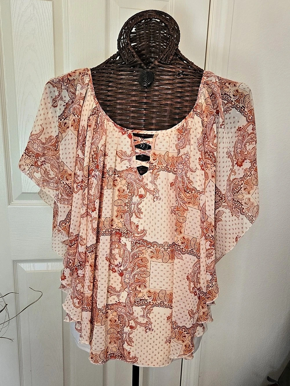 Cato Paisley Flutter Sleeve Blouse in Pink/Orange & White Size XL